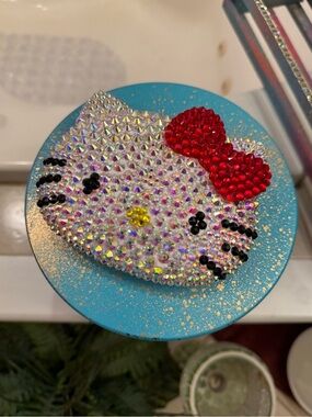 NWT! HELLO KITTY-Sparkly RHINESTONE Compact LED Mirror-FREE HK GIFT!